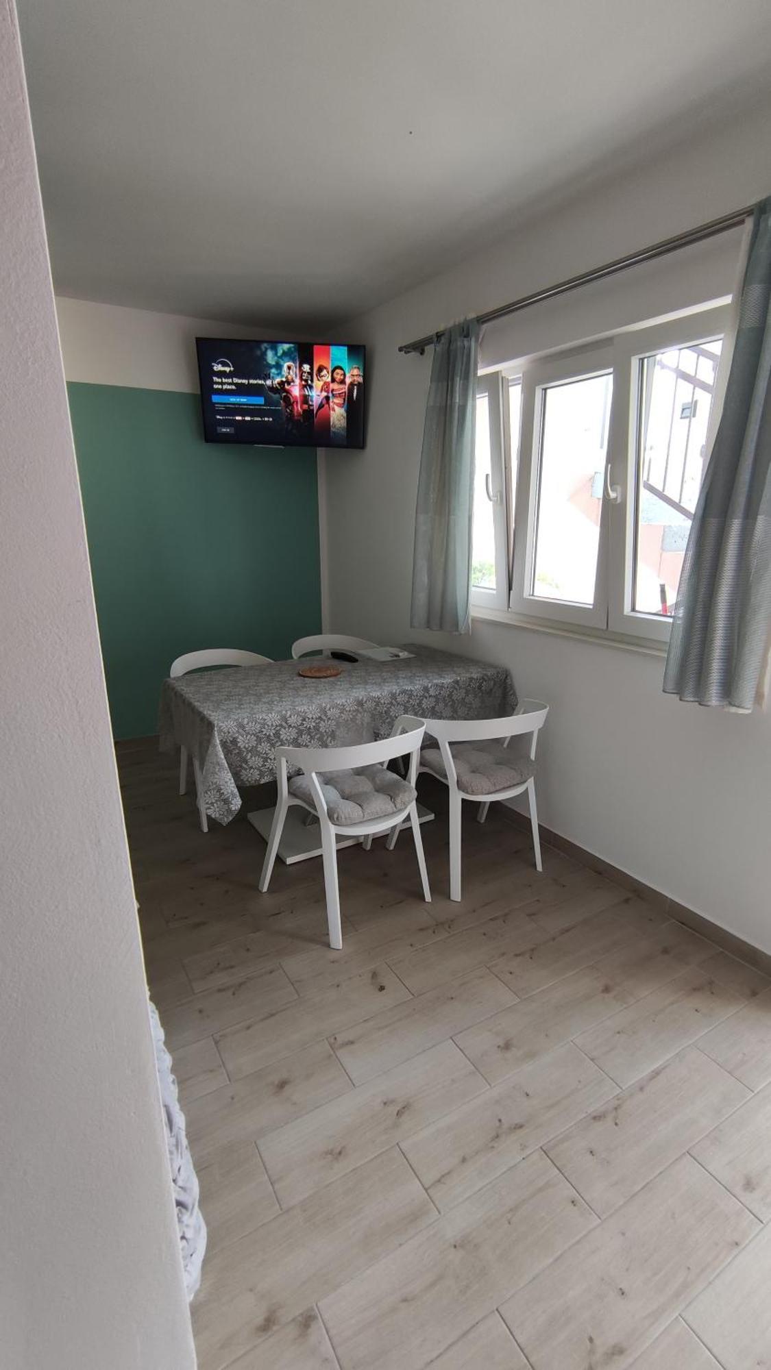City Apartment Sara Makarska Exteriör bild